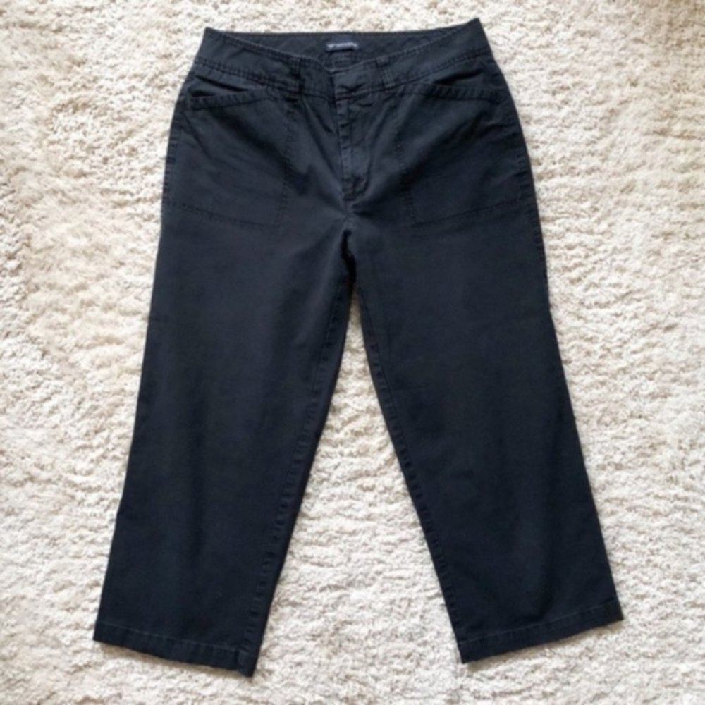 Docker’s Navy Cropped Chinos